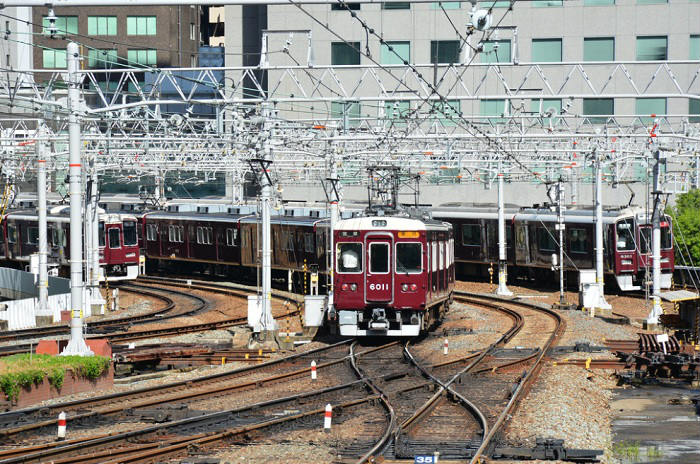 阪急電車の客層は他の路線とは違うのか やはり高級なのか たくみっく