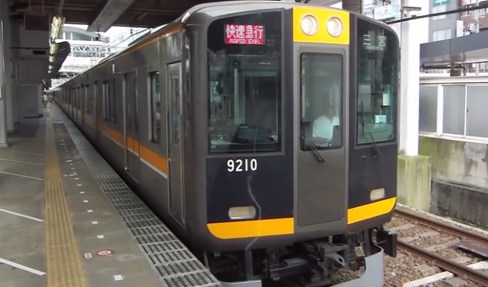 過密ダイヤの阪神電車