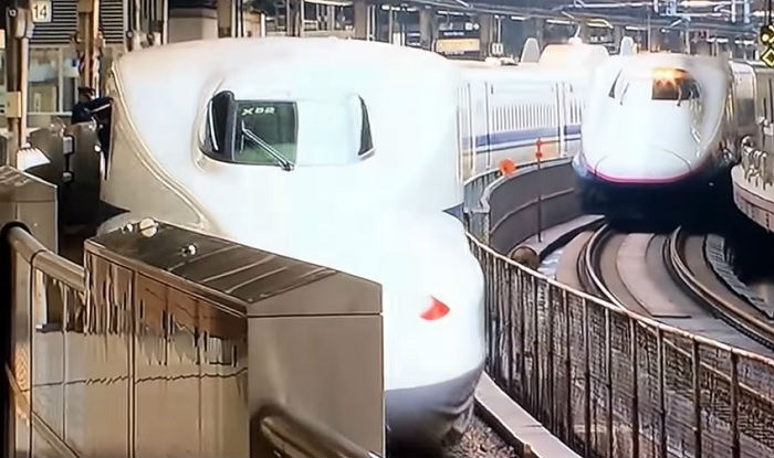 新幹線で飲酒 酒臭いのは他の乗客に迷惑 禁止にならないのか たくみろぐ