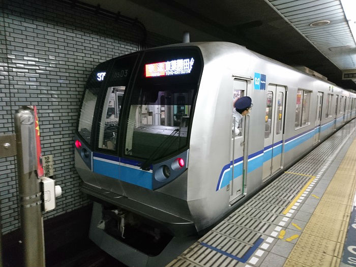 発車が遅い東京メトロ
