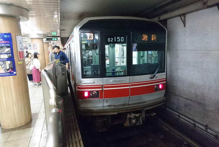 池袋駅の通勤ラッシュの混雑のピークの時間帯 8時半と18時 たくみろぐ