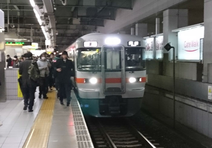 名古屋の通勤ラッシュの時間帯は何時 朝と夕方のピークを分析 たくみろぐ