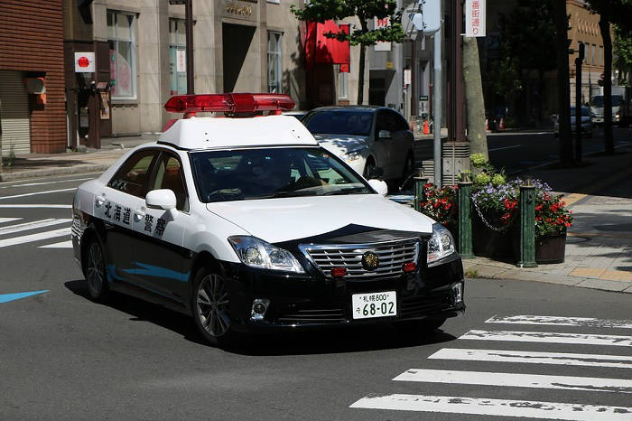 警察官の態度が悪い なぜタメ口で無愛想なのか考察 たくみっく