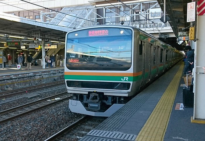 横須賀線を走る湘南新宿ライン