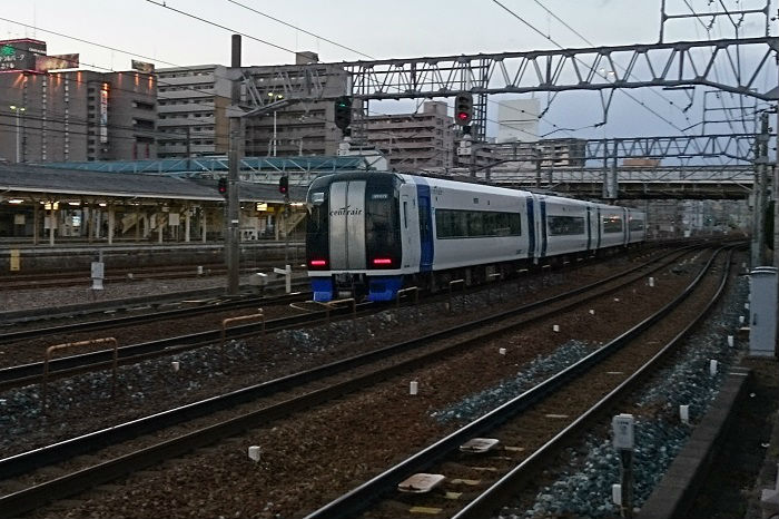 混雑する名古屋地区の各鉄道路線