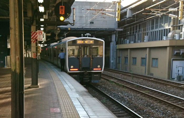 Jr鹿児島本線の混雑状況とは 朝と夕方の通勤ラッシュの乗車率 たくみっく