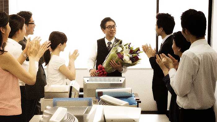 トヨタ自動車の平均年収は約850万円！ 職種・年齢ごとでも算出  たく 