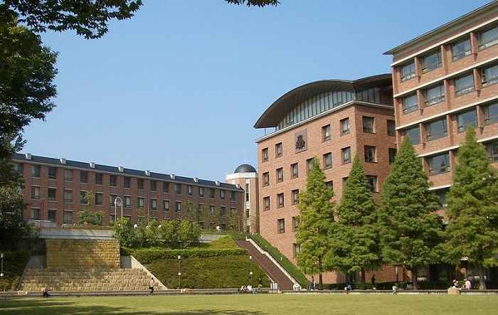 学歴フィルターを通過できる難関大学(関西大)